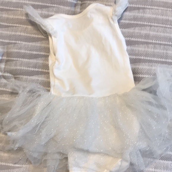Baby girl fancy Unicorn onesie - Picture 2 of 4